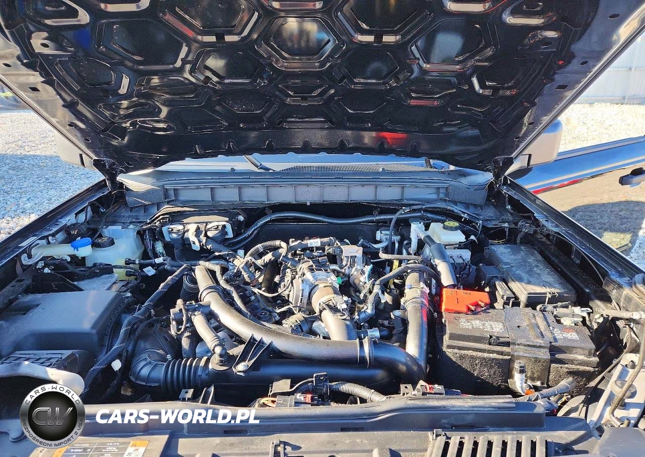 2022 Ford Bronco Base VIN:1FMDE5AP7NLB76170 - 12
