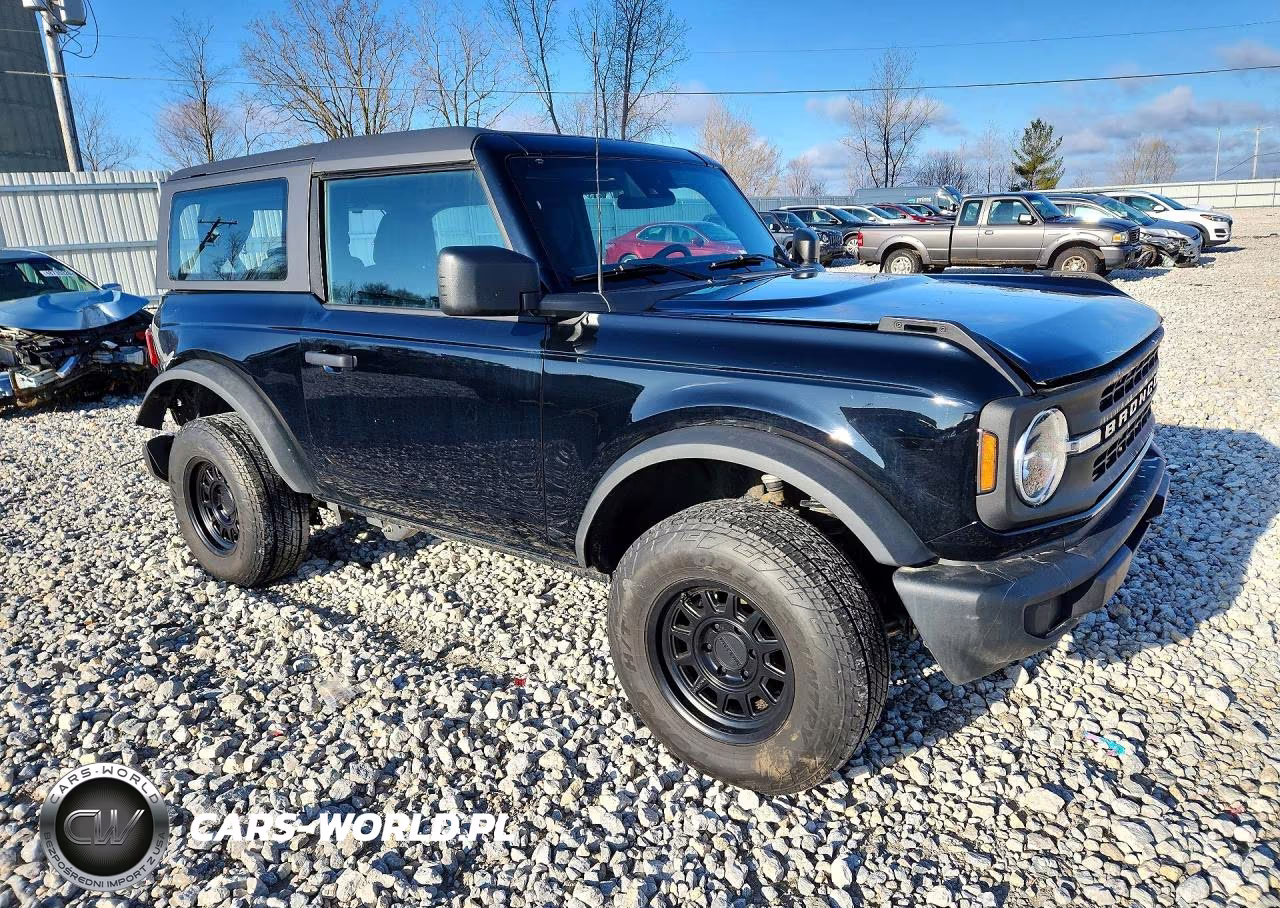 2022 Ford Bronco Base VIN:1FMDE5AP7NLB76170 - 4