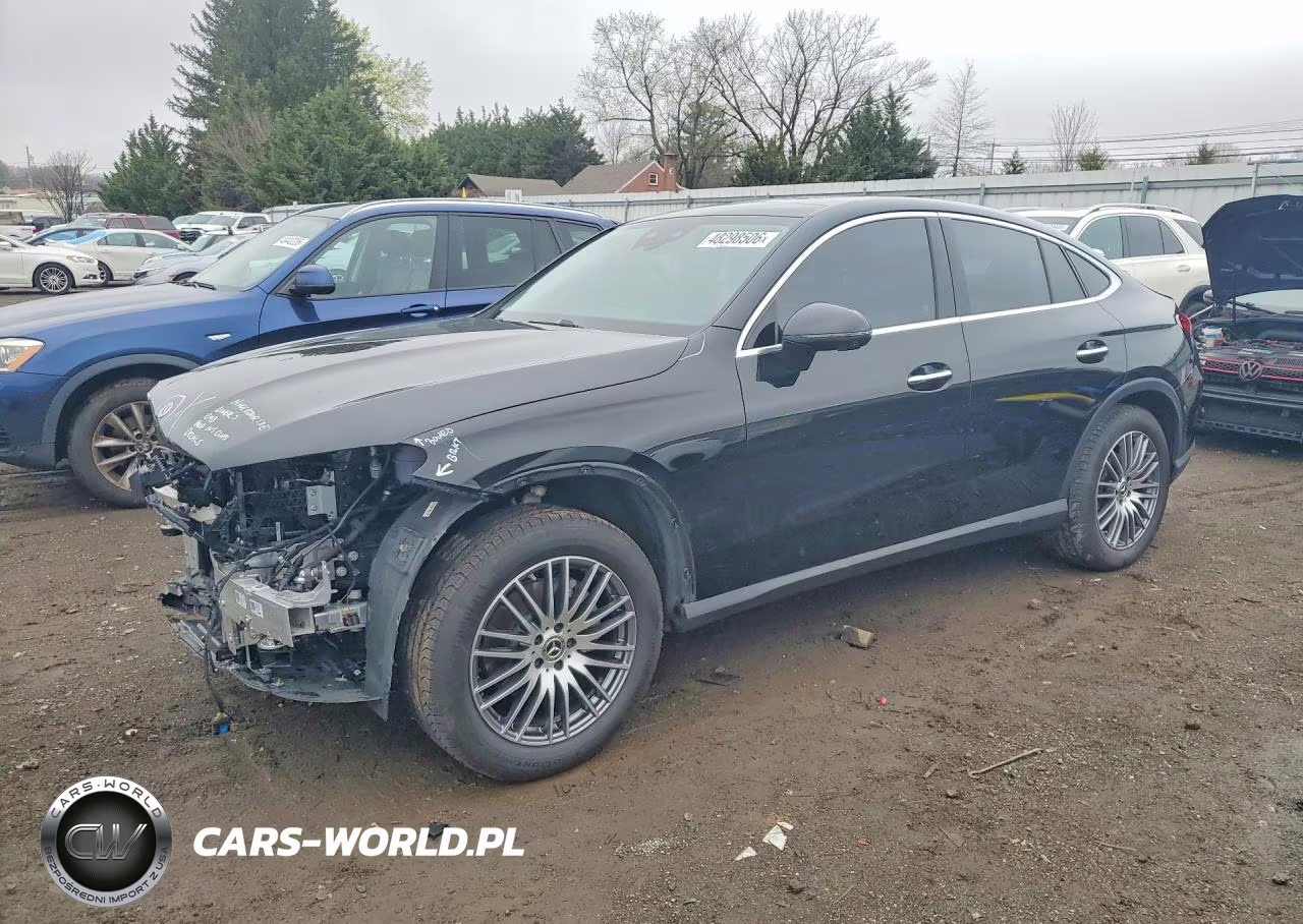 2025 Mercedes-Benz Glc Coupe 300 4Matic – zdjęcie 1 z 12