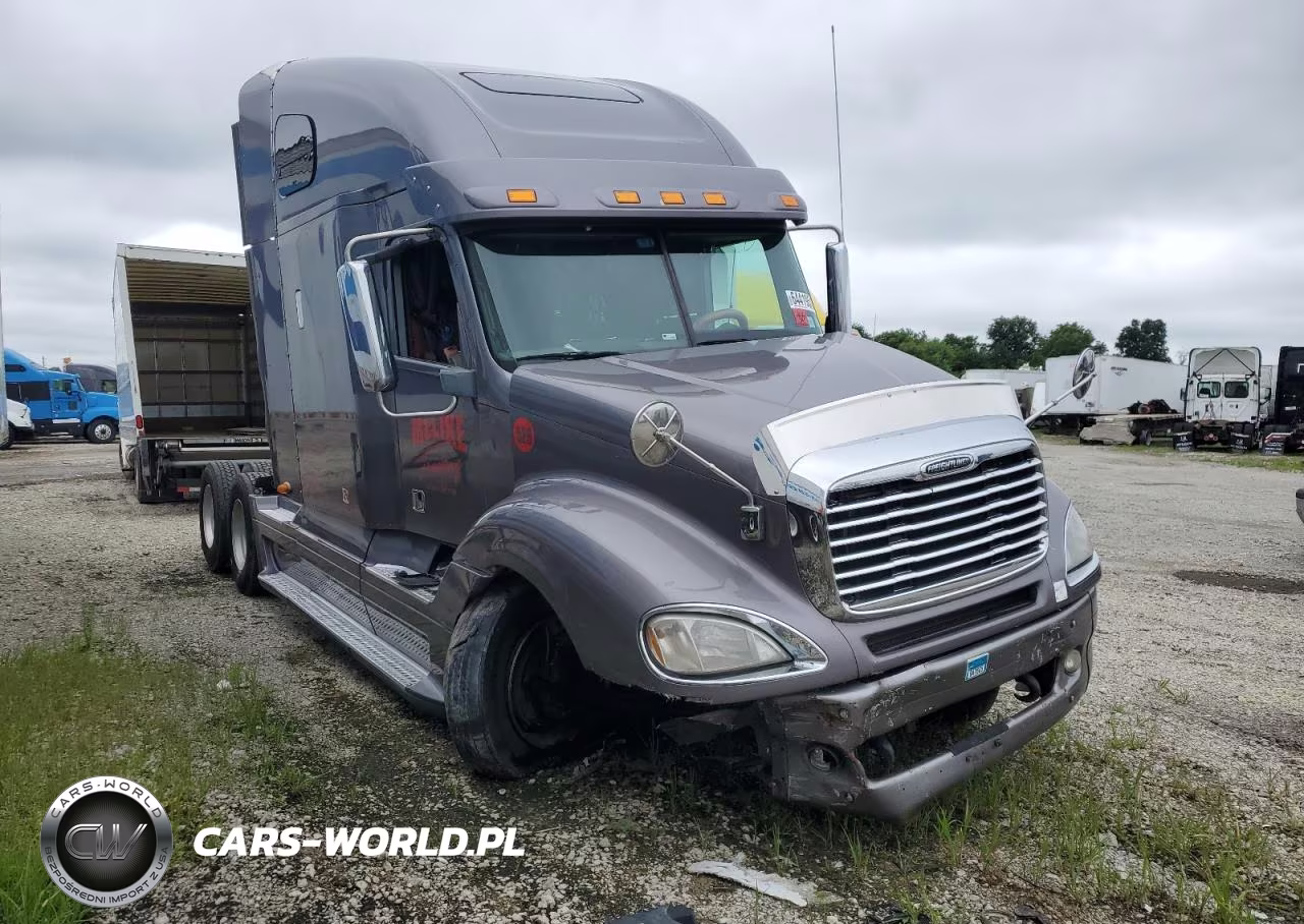 2016 Freightliner Columbia Semi Truck