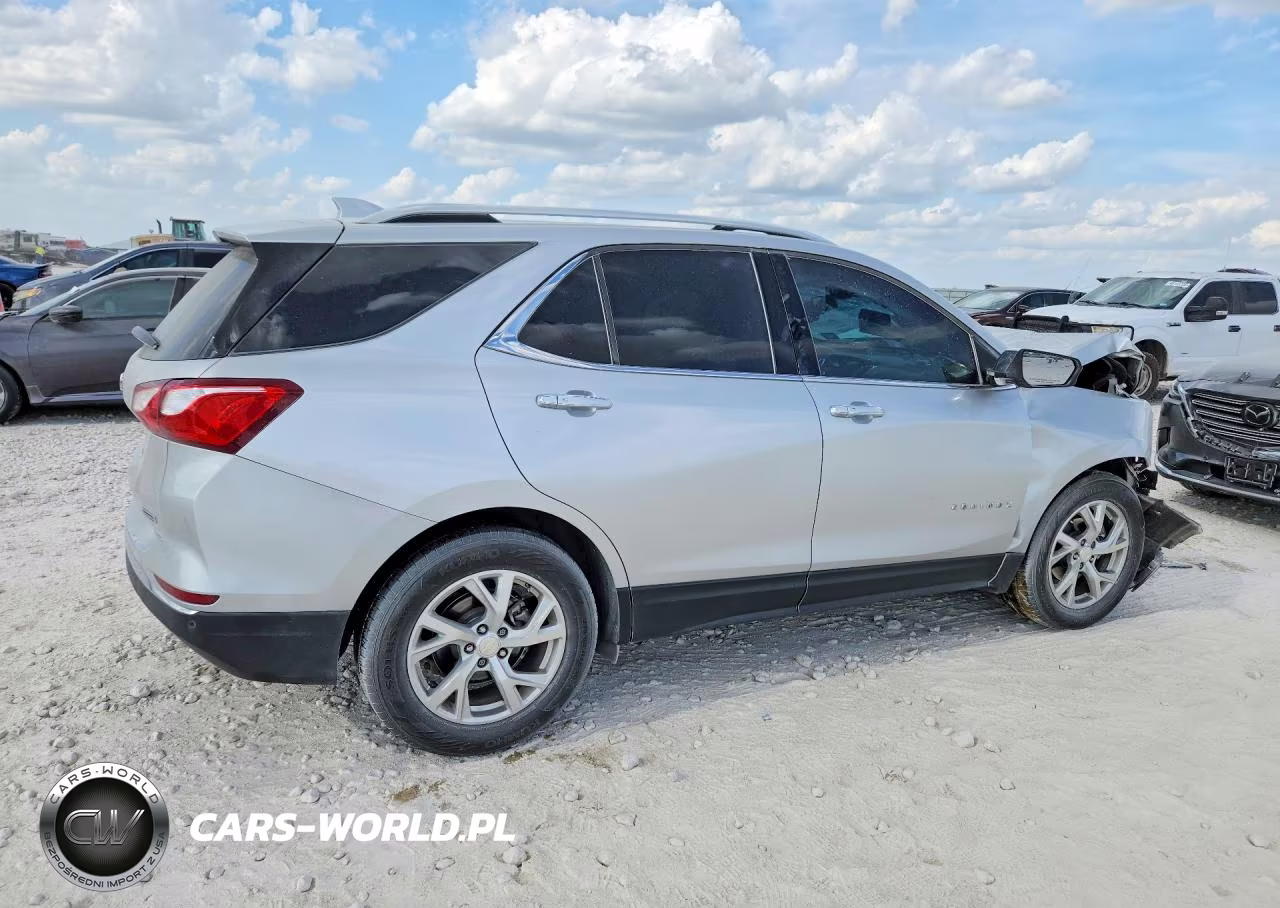 2018 Chevrolet Equinox Premier VIN:3GNAXMEVXJS526407 - 3