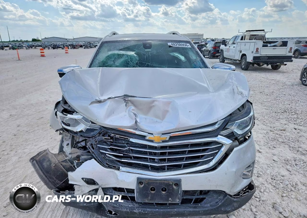 2018 Chevrolet Equinox Premier VIN:3GNAXMEVXJS526407 - 5