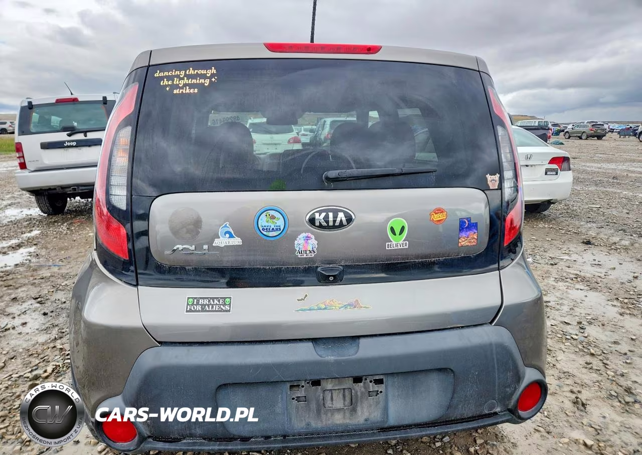 2015 Kia Soul + VIN:KNDJP3A52F7114500 - 6