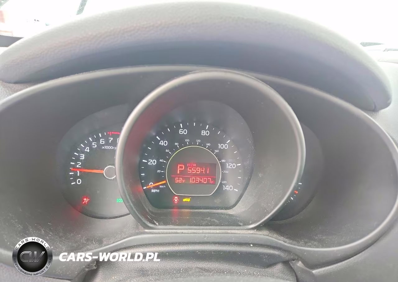 2015 Kia Soul + VIN:KNDJP3A52F7114500 - 9