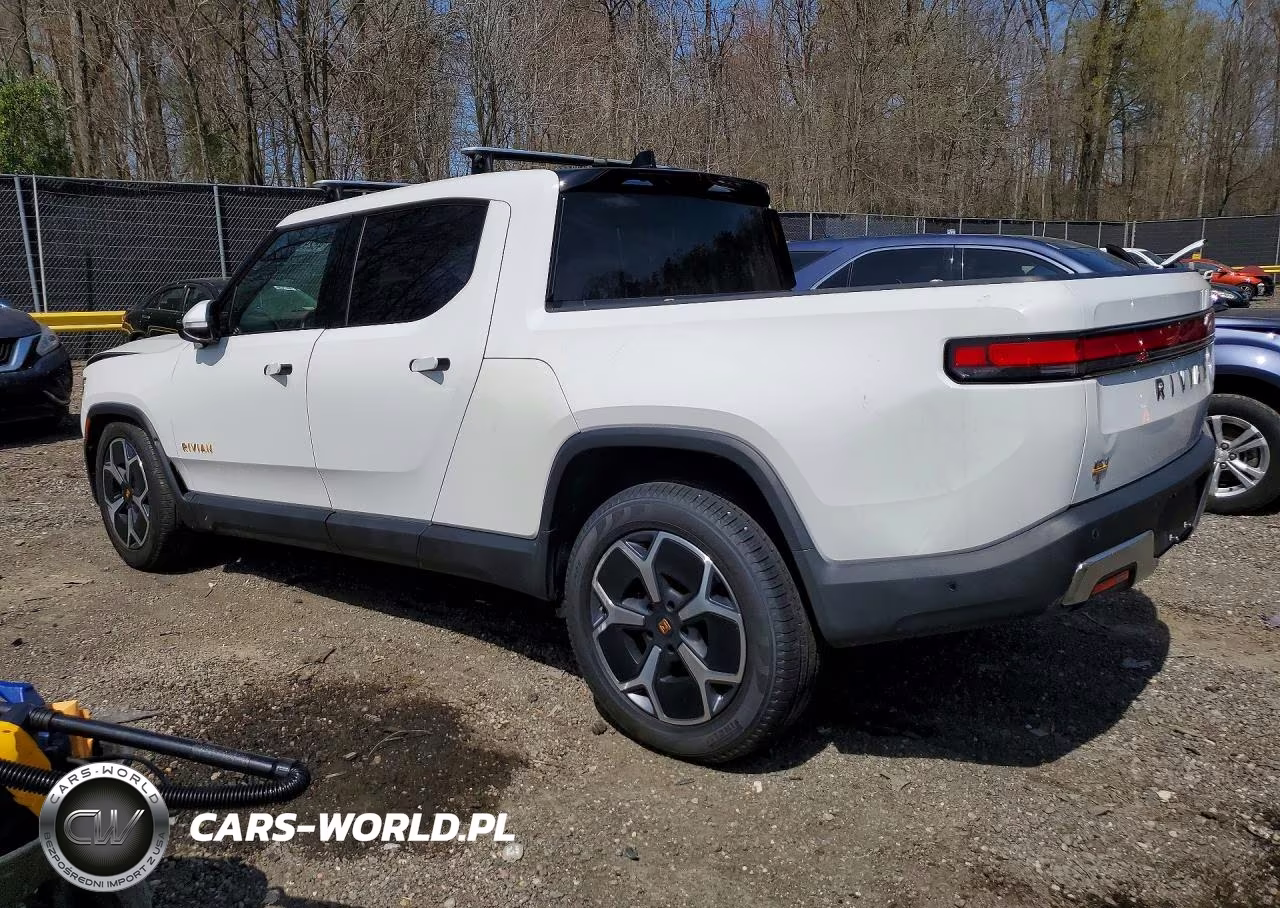 2023 Rivian R1T Adventure VIN:7FCTGAAA8PN022745 - 2