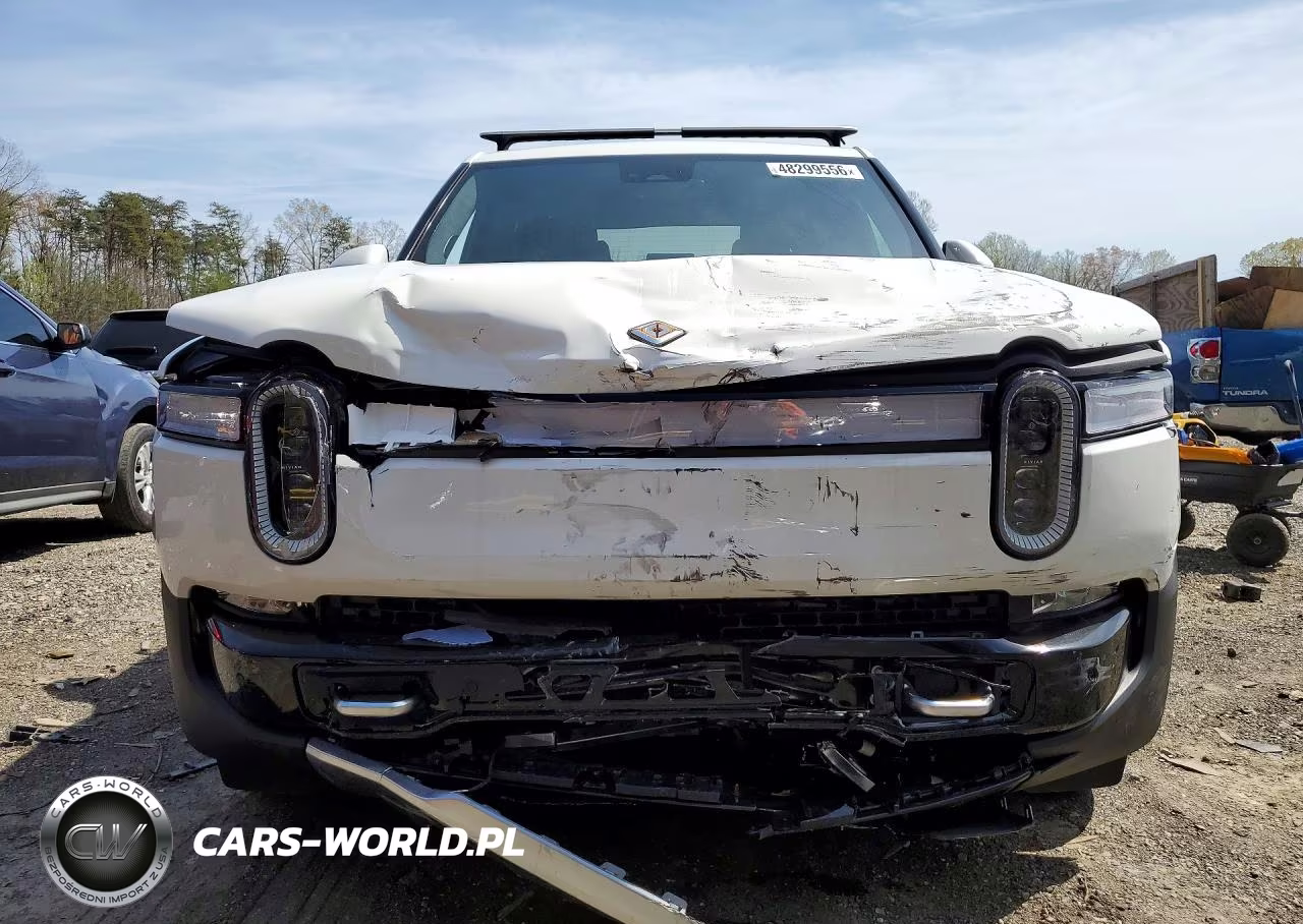2023 Rivian R1T Adventure VIN:7FCTGAAA8PN022745 - 5