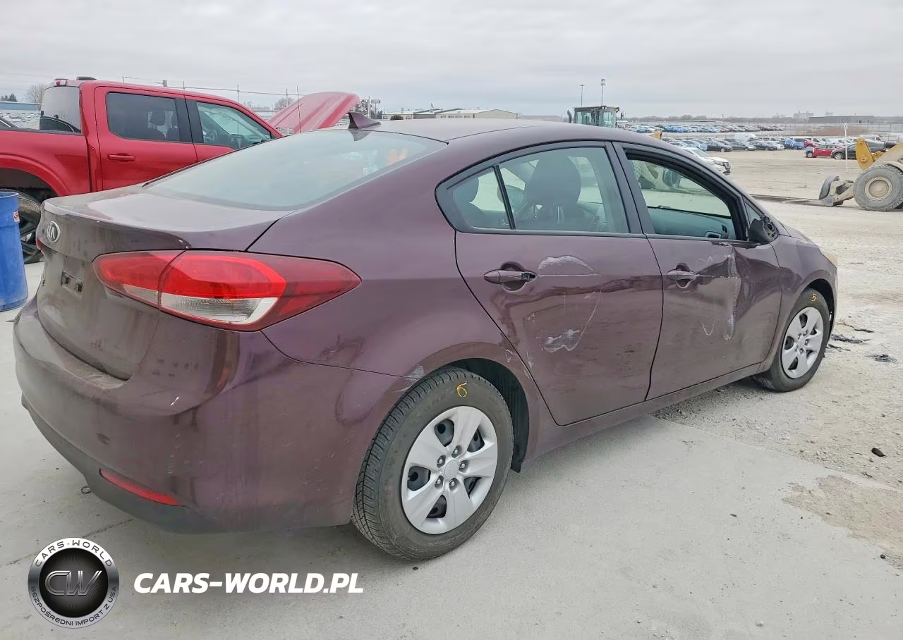 2018 Kia Forte Lx VIN:3KPFK4A79JE269906 - 3