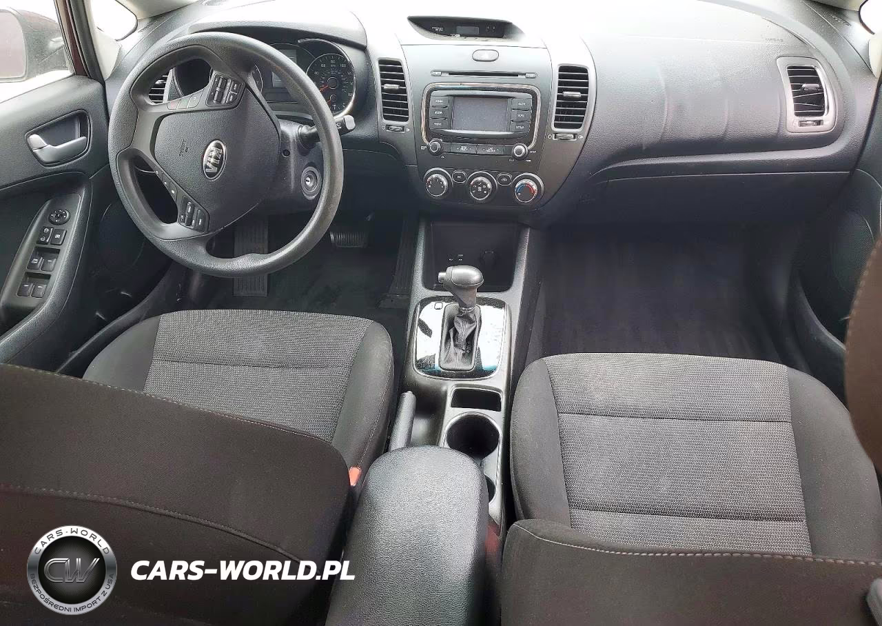 2018 Kia Forte Lx VIN:3KPFK4A79JE269906 - 8