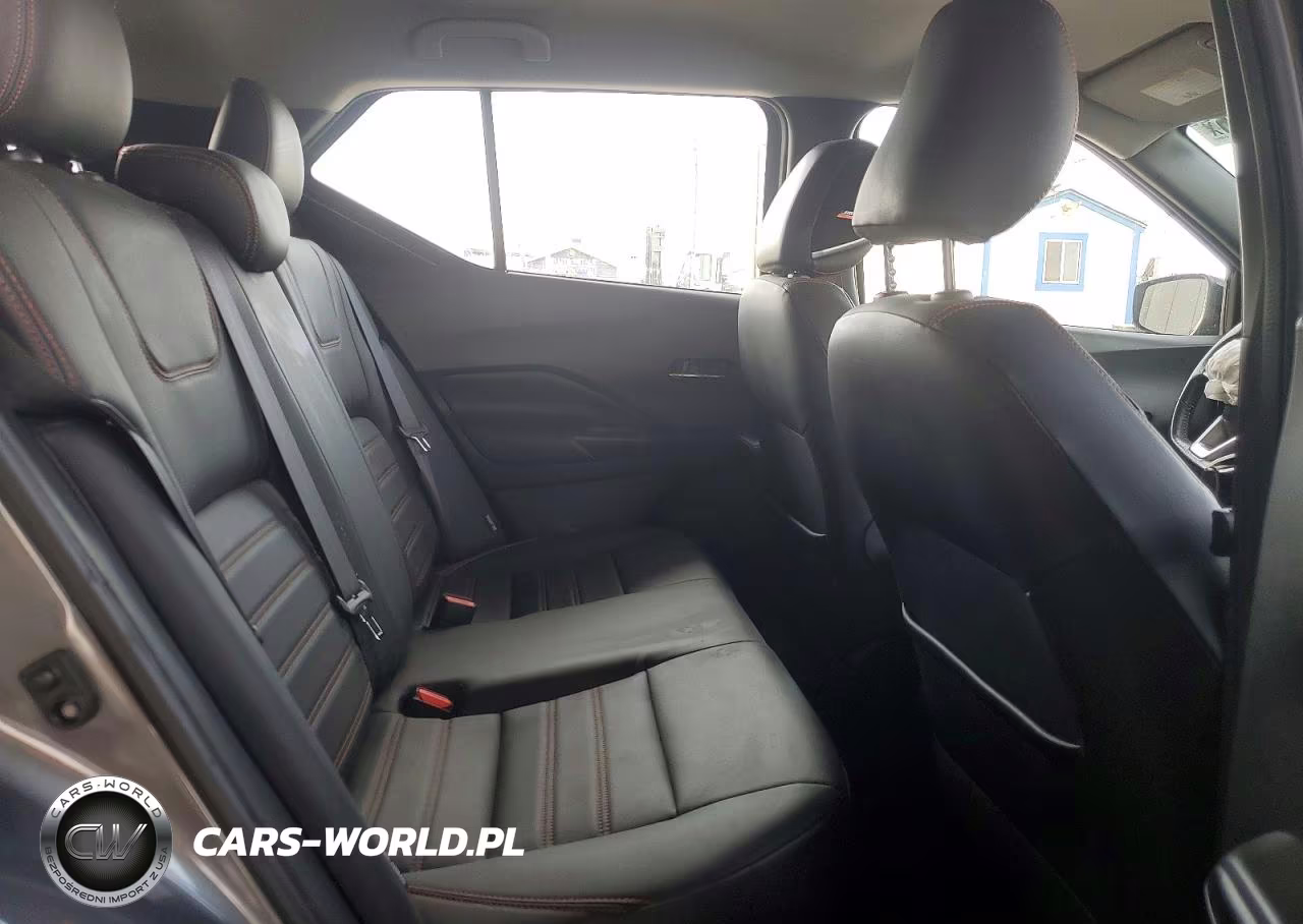2020 Nissan Kicks Sr VIN:3N1CP5DV8LL560578 - 11
