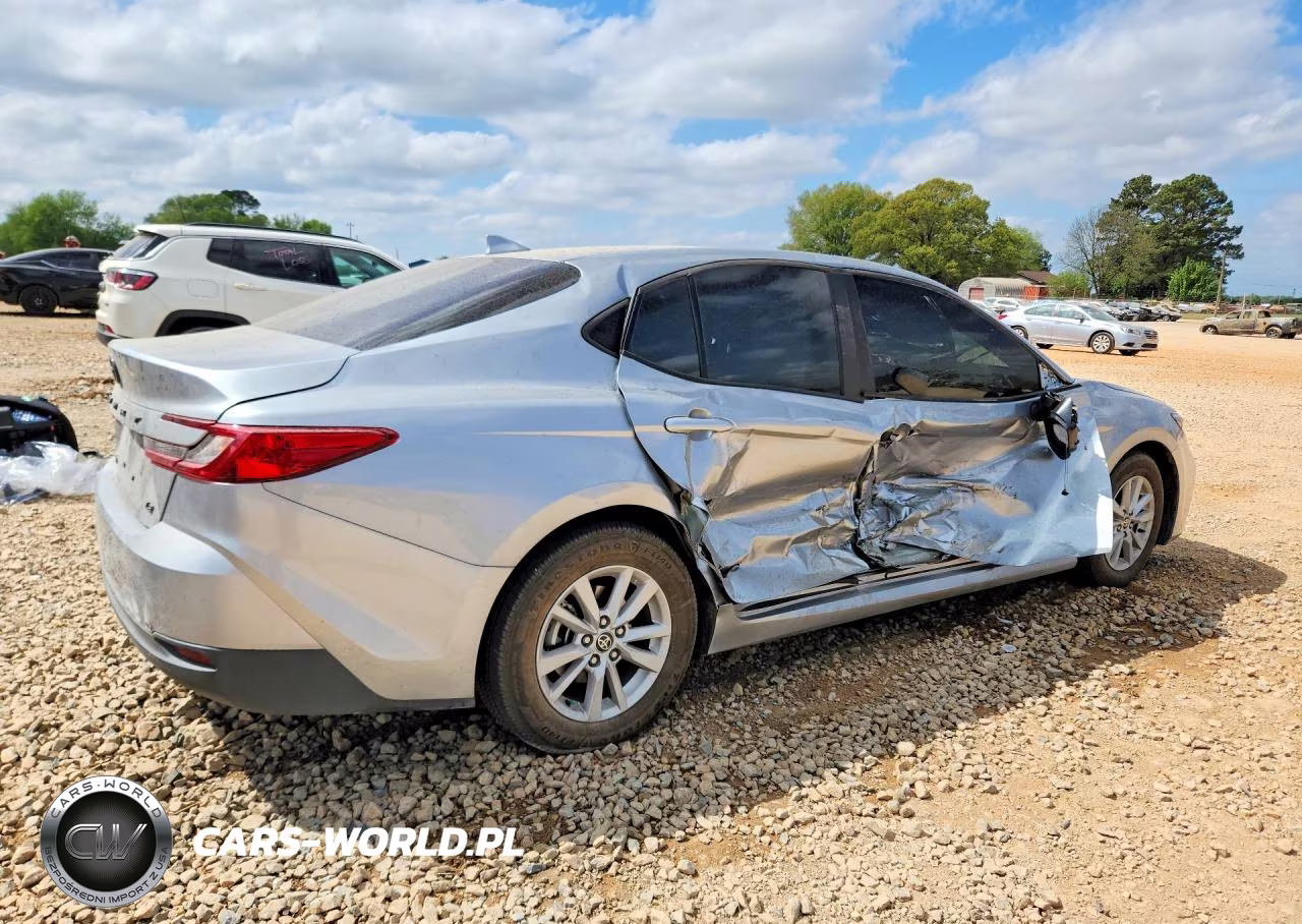 2025 Toyota Camry Le VIN:4T1DAACKXSU187630 - 3