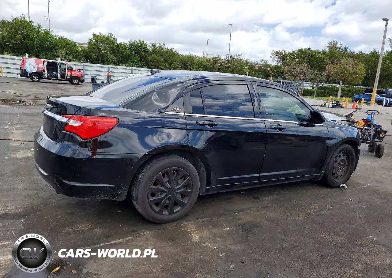 2014 Chrysler 200 Lx VIN:1C3CCBAB4EN209689 - 3