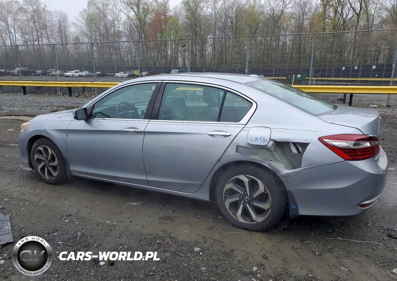2017 Honda Accord Ex VIN:1HGCR2F70HA032070 - 2