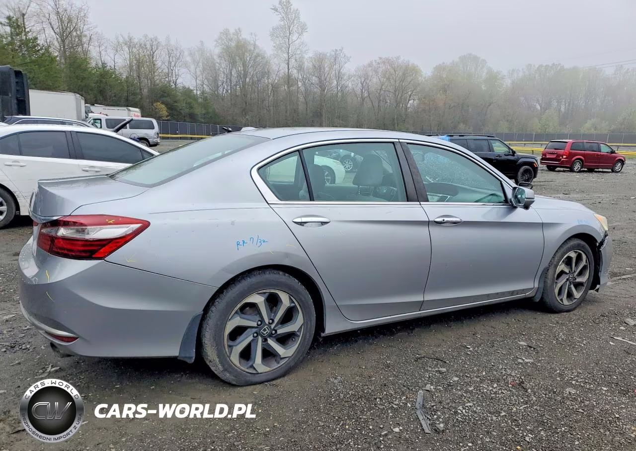 2017 Honda Accord Ex VIN:1HGCR2F70HA032070 - 3