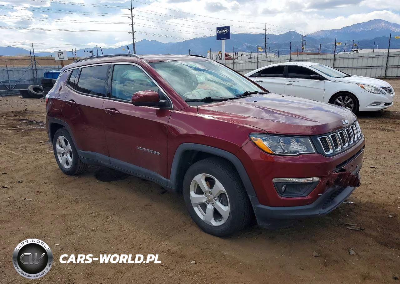 2020 Jeep Compass Latitude VIN:3C4NJCBB9LT225110 - 4