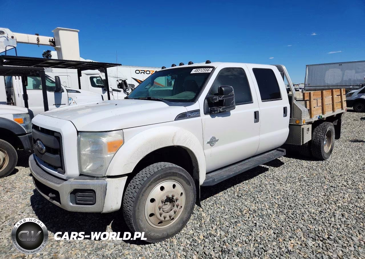2016 Ford F450 Super Duty Flatbed Truck