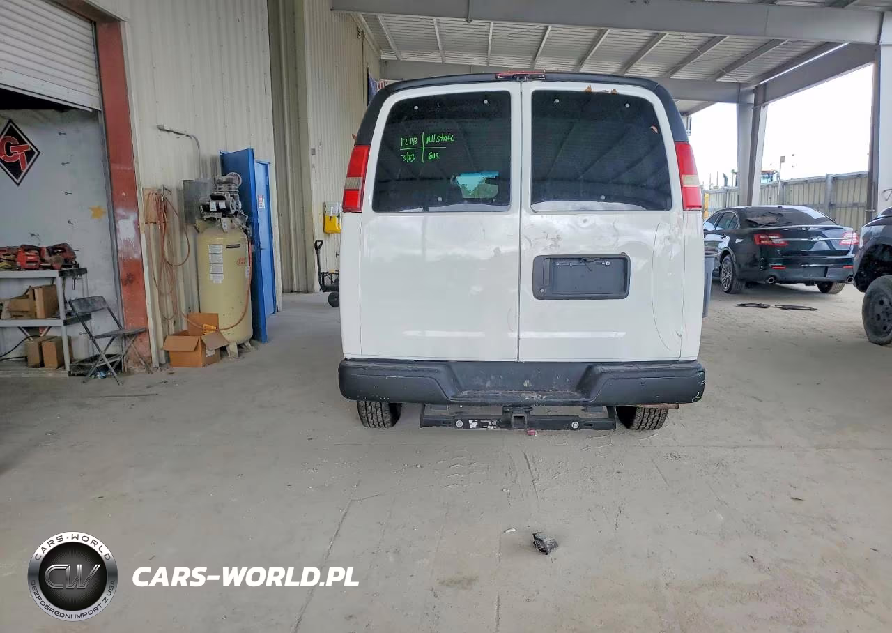 2010 Chevrolet Express G2500 VIN:1GCZGFBA6A1113197 - 6
