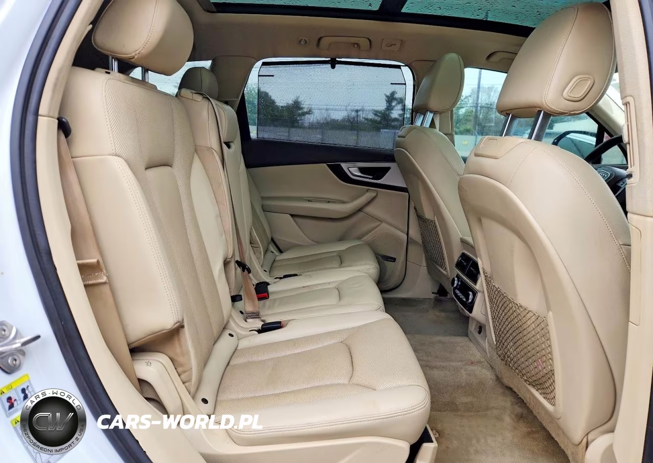2019 Audi Q7 Premium Plus VIN:WA1LHAF71KD040156 - 11