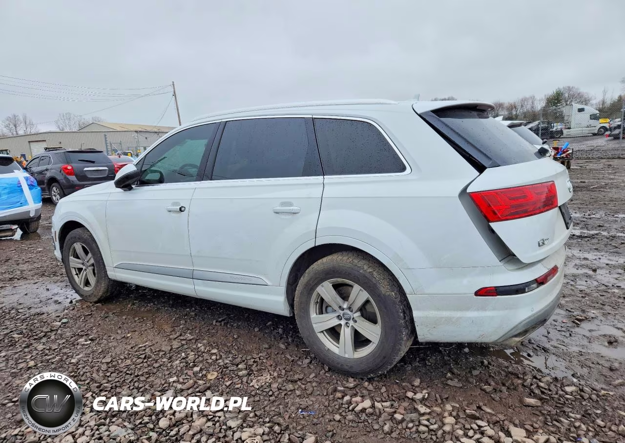 2019 Audi Q7 Premium Plus VIN:WA1LHAF71KD040156 - 2