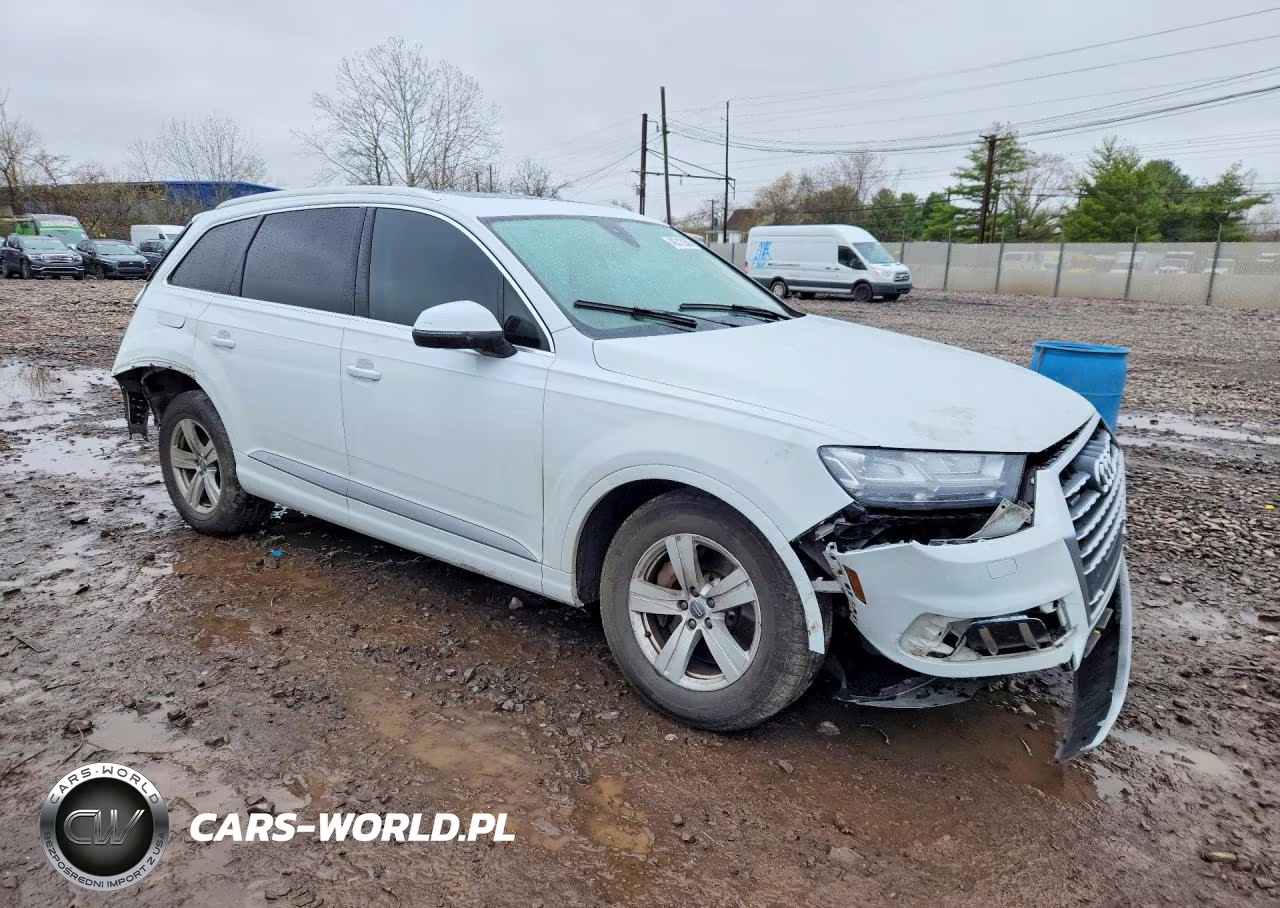 2019 Audi Q7 Premium Plus VIN:WA1LHAF71KD040156 - 4