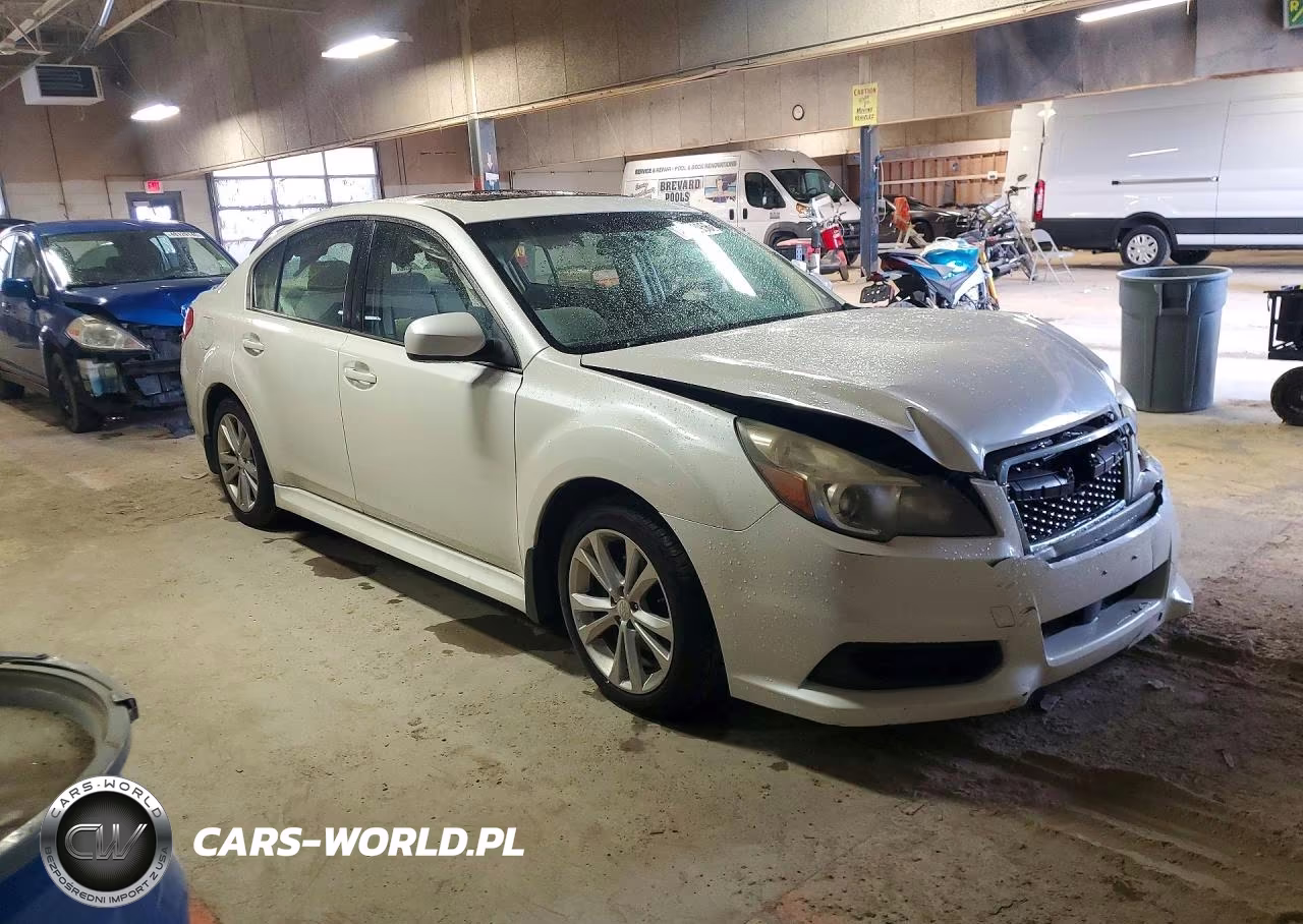 2014 Subaru Legacy 2.5I Premium VIN:4S3BMBC63E3033220 - 4