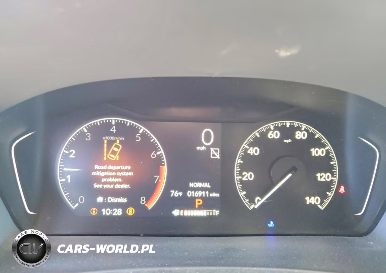 2025 Honda Pilot Touring VIN:5FNYG1H74SB136805 - 9
