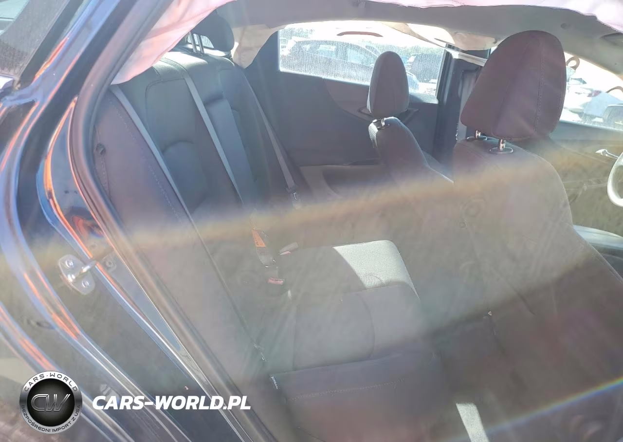 2022 Chevrolet Malibu Lt VIN:1G1ZD5ST0NF123827 - 10