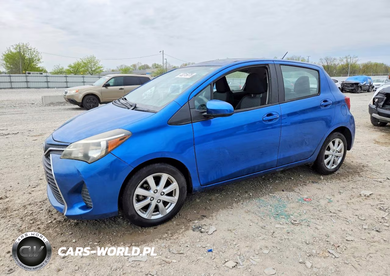 2015 Toyota Yaris 5-Door Le