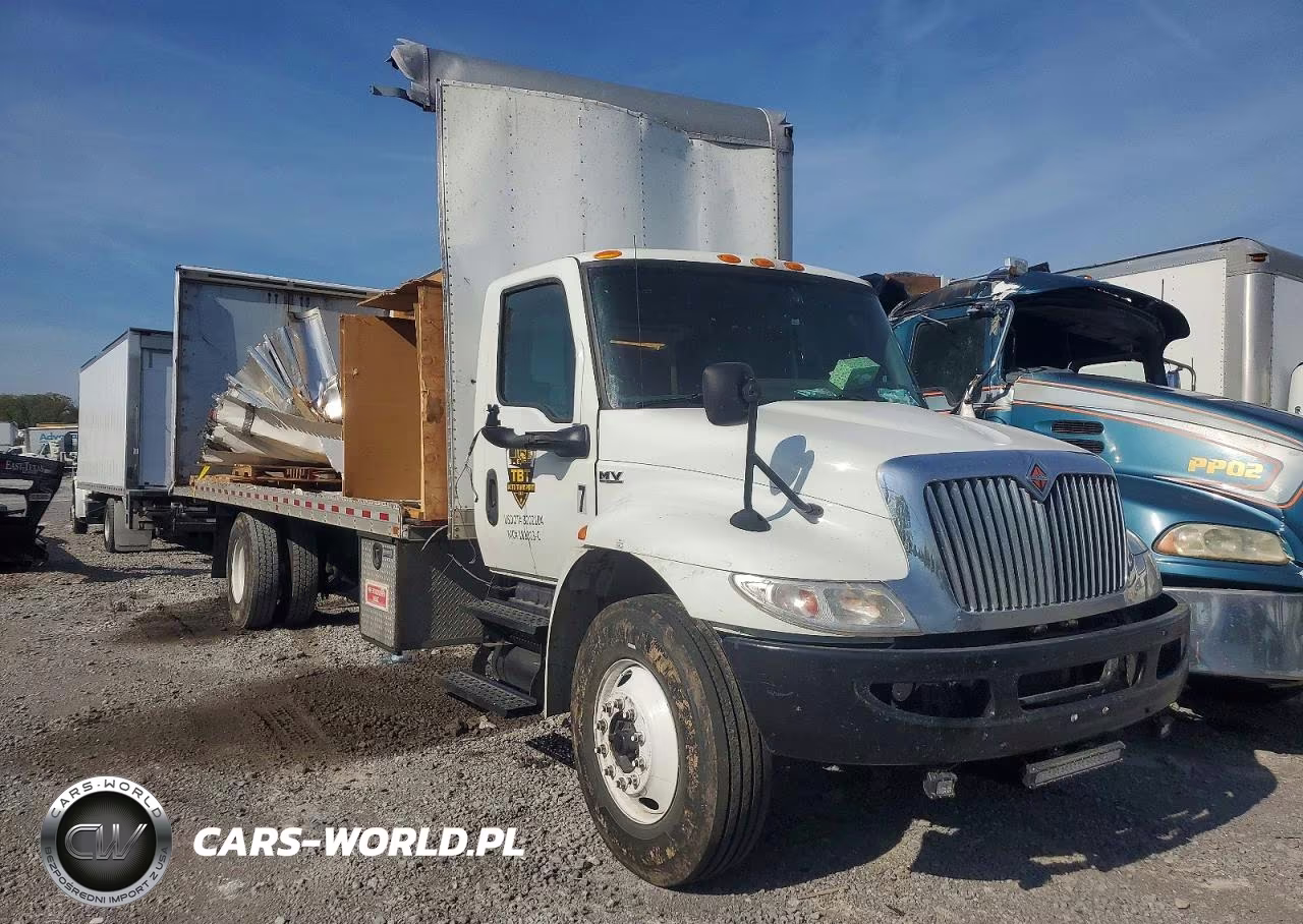 2020 International Mv607 Box Truck