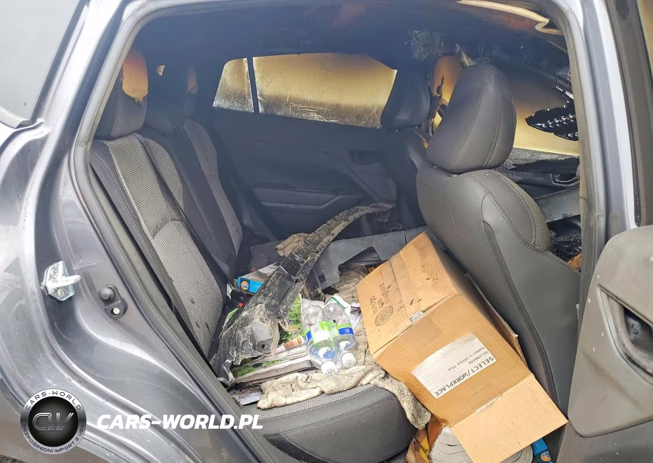 2024 Subaru Crosstrek Premium VIN:JF2GUADC6RH871899 - 11