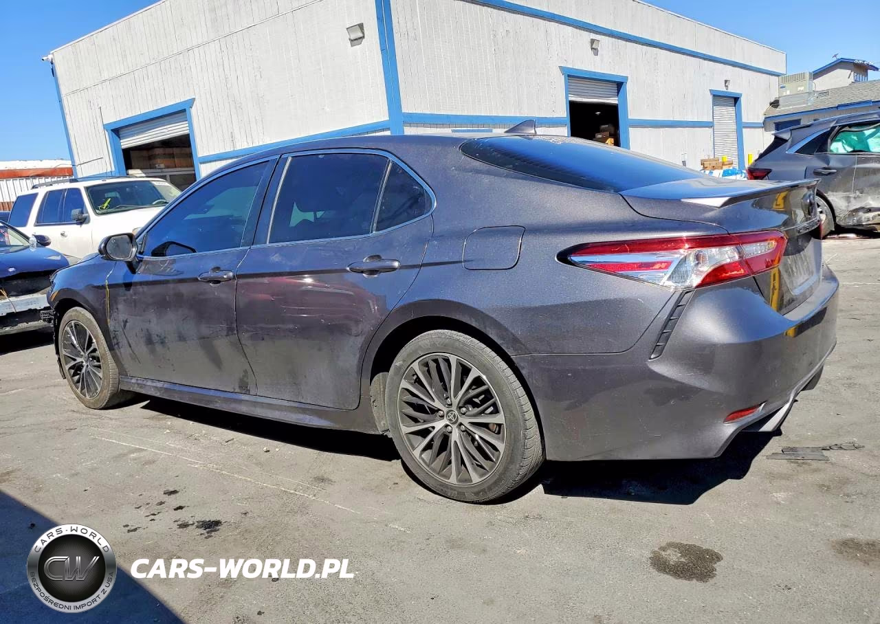 2020 Toyota Camry Se VIN:4T1G11AK2LU504639 - 2