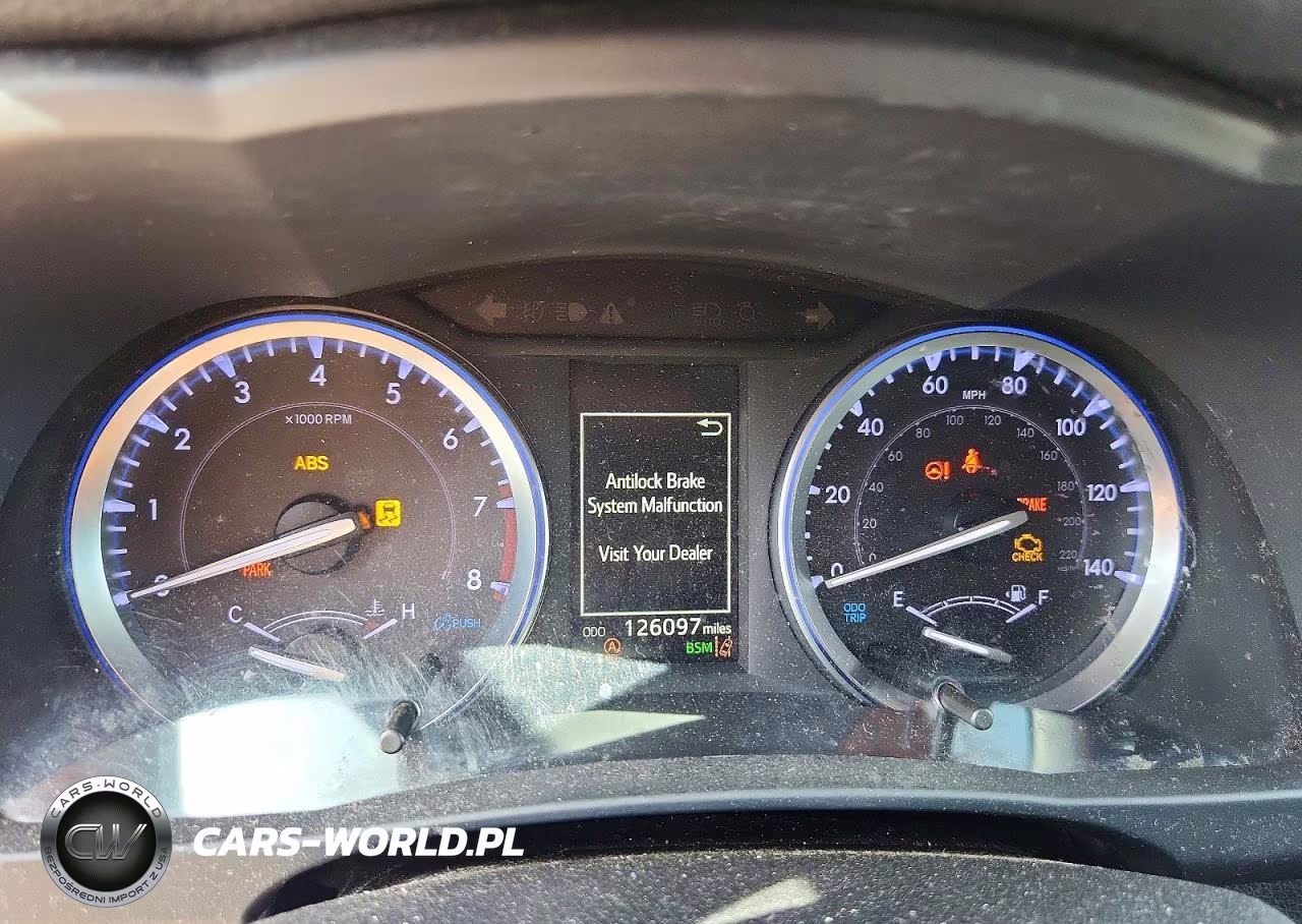 2019 Toyota Highlander Xle VIN:5TDKZRFH5KS352071 - 9