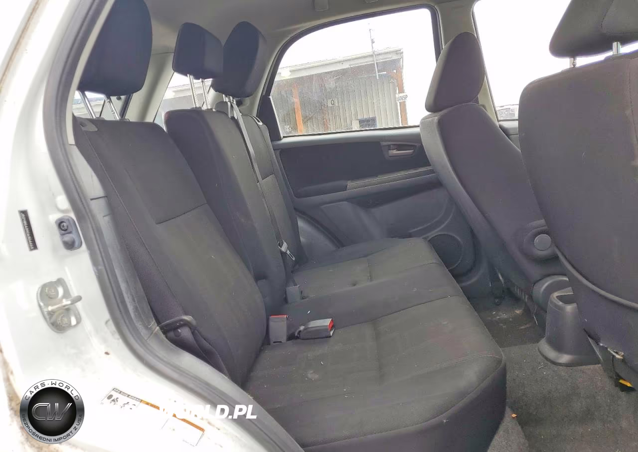 2012 Suzuki Sx4 VIN:JS2YB5A39C6304423 - 10