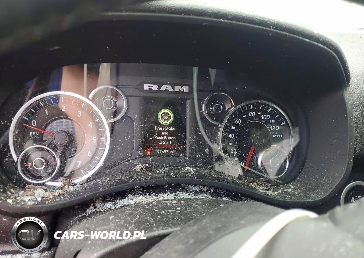 2020 Ram 2500 Big Horn VIN:3C6UR5DJ0LG108035 - 9