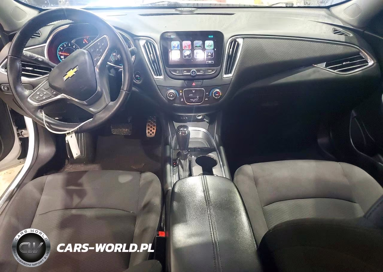 2017 Chevrolet Malibu Lt VIN:1G1ZE5STXHF226142 - 8