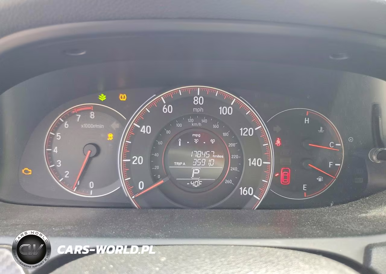2017 Honda Accord Sport Special Edition VIN:1HGCR2F11HA019663 - 9