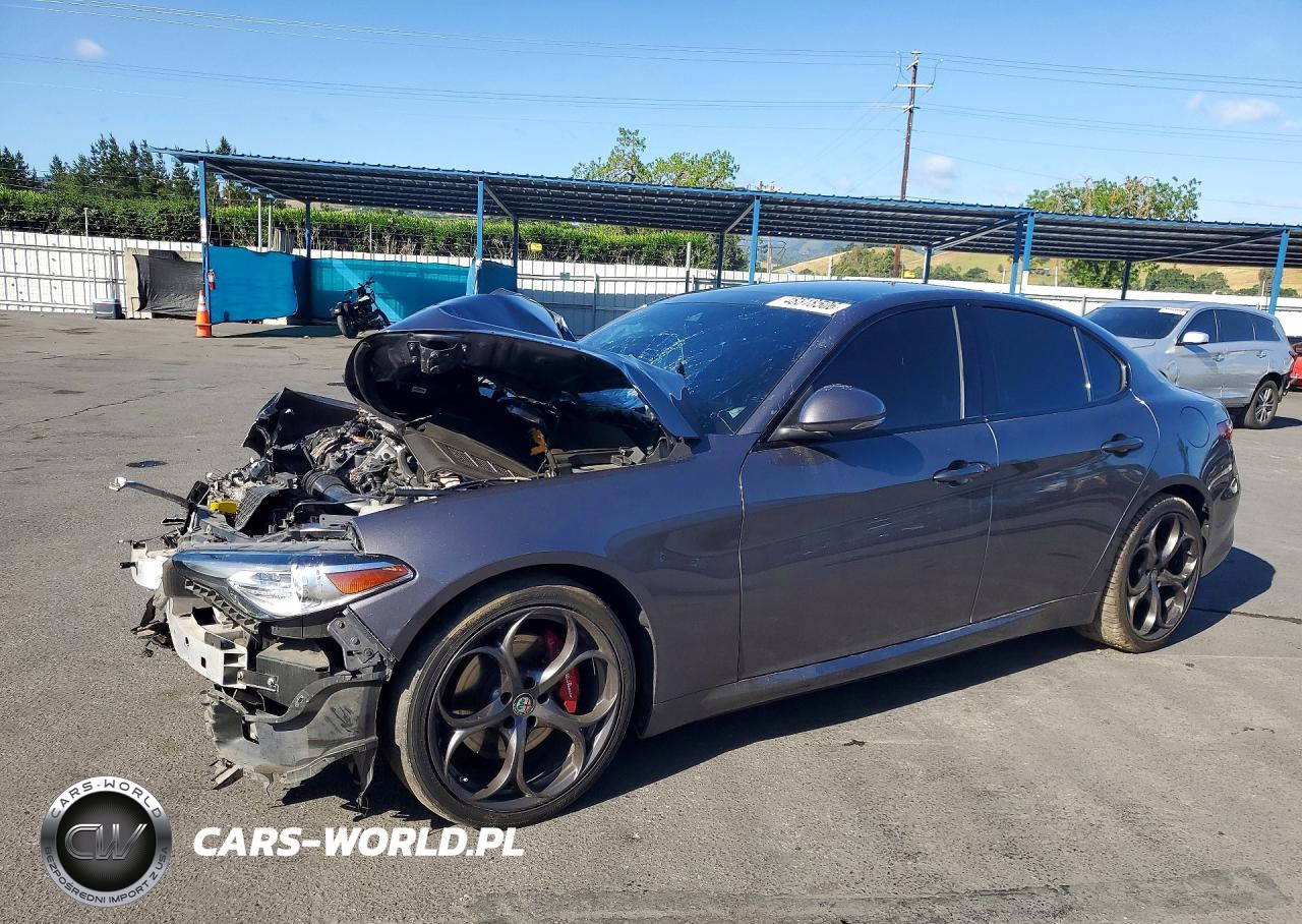 2017 Alfa Romeo Giulia Ti
