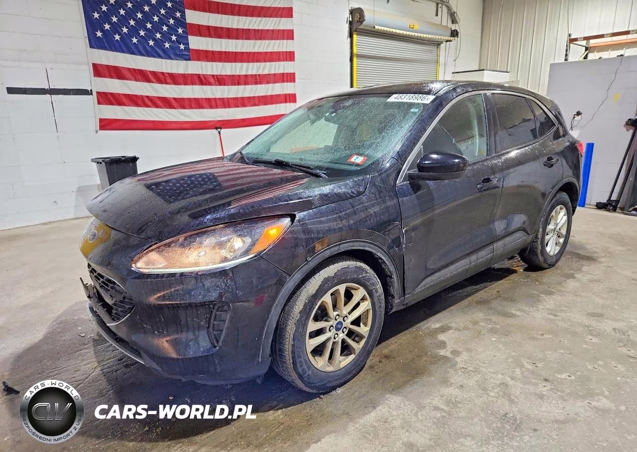 2021 Ford Escape Se