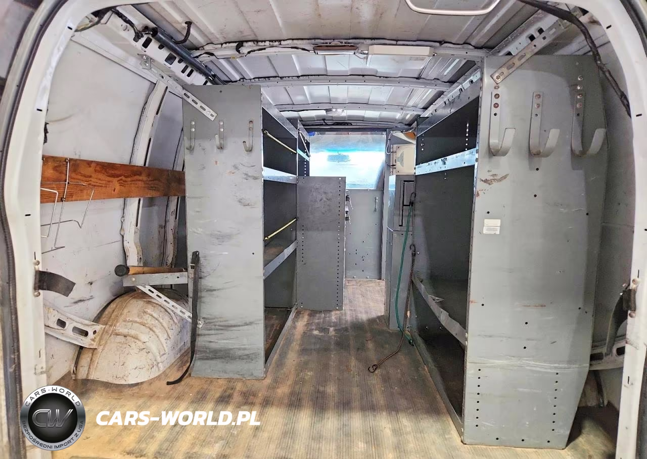 2013 Chevrolet Express 2500 Cargo Utility - Service Van VIN:1GCWGFCAXD1903205 - 10