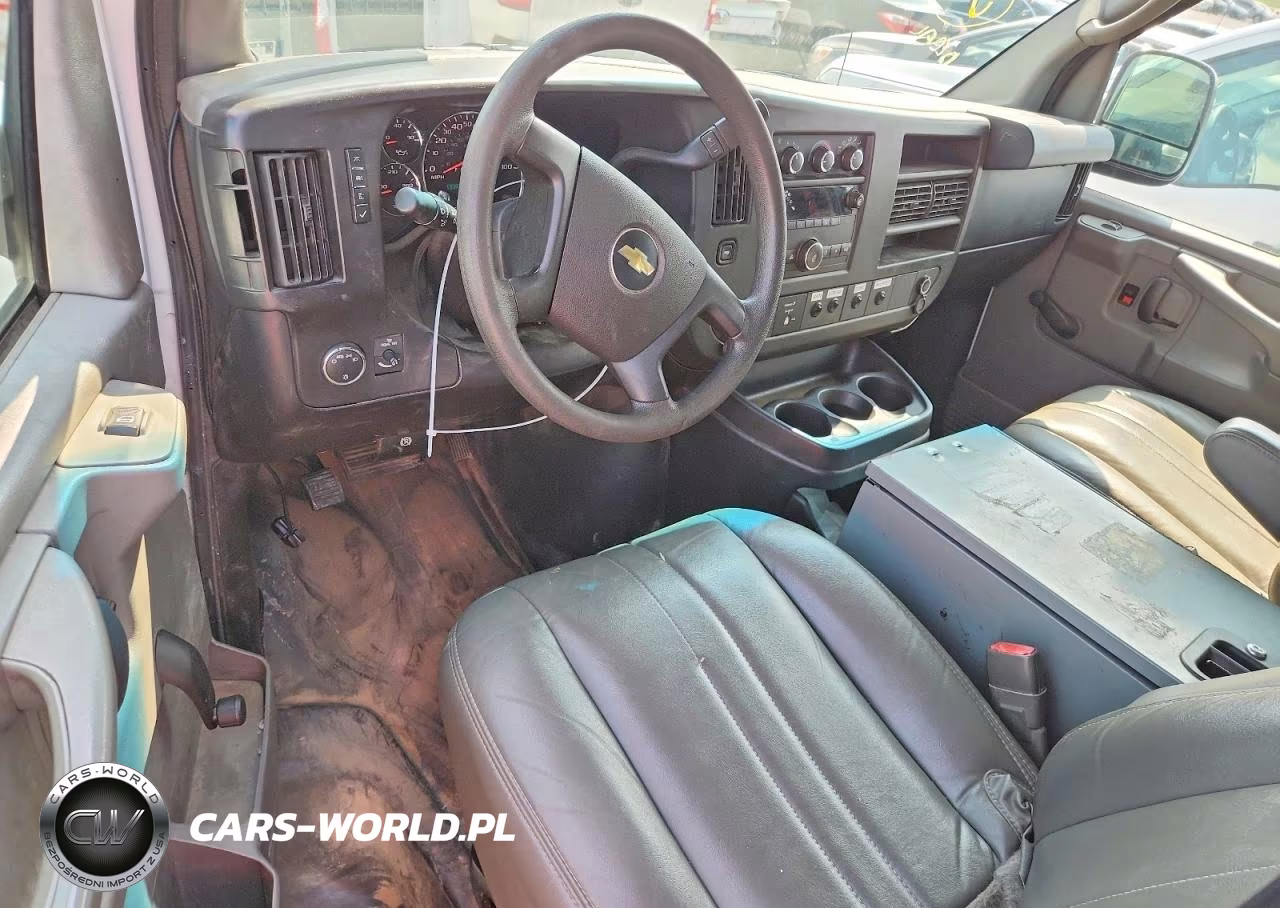 2013 Chevrolet Express 2500 Cargo Utility - Service Van VIN:1GCWGFCAXD1903205 - 8