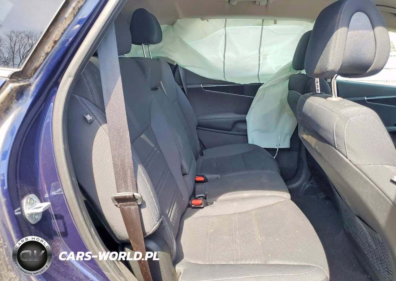 2016 Kia Sorento Lx VIN:5XYPG4A30GG121691 - 11