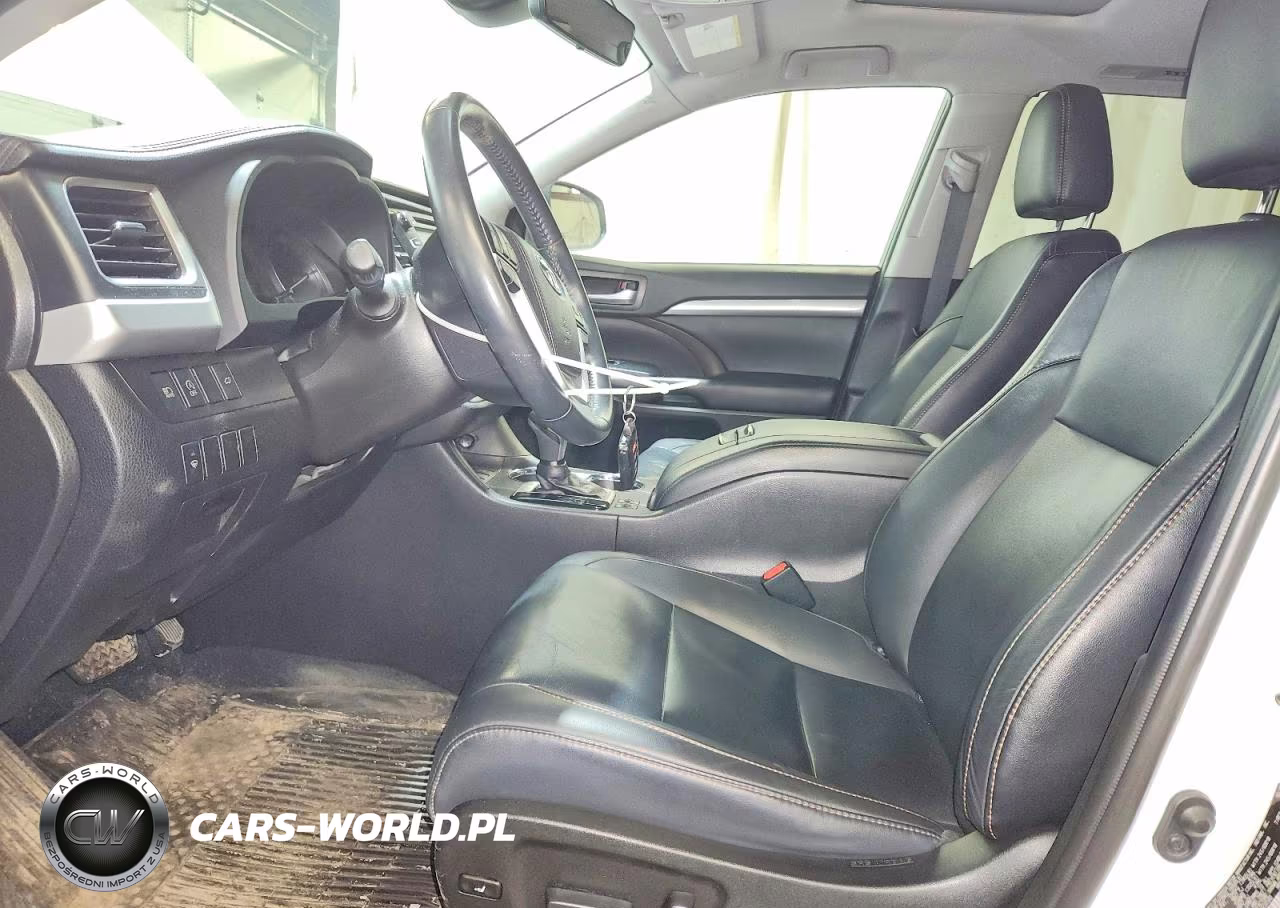 2019 Toyota Highlander Xle VIN:5TDJZRFHXKS926580 - 7