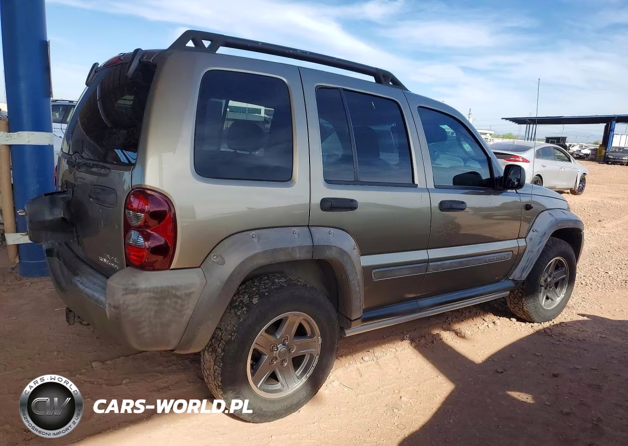 2006 Jeep Liberty Renegade VIN:1J4GL38KX6W148413 - 3