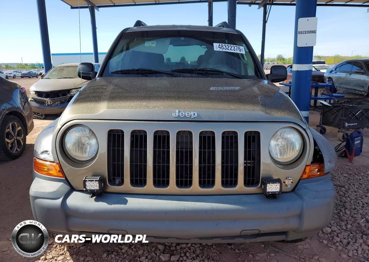 2006 Jeep Liberty Renegade VIN:1J4GL38KX6W148413 - 5