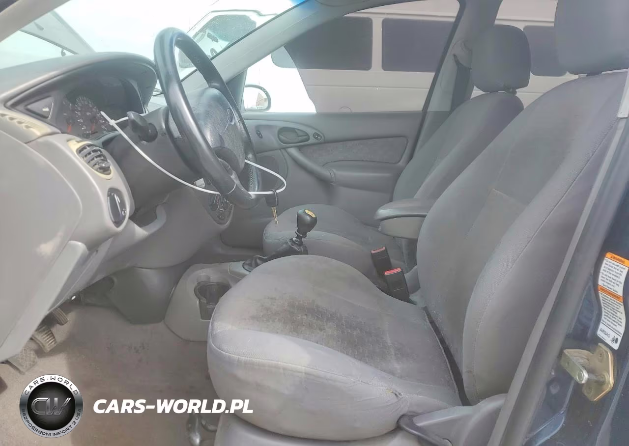 2003 Ford Focus VIN:3FAHP37333R106016 - 7