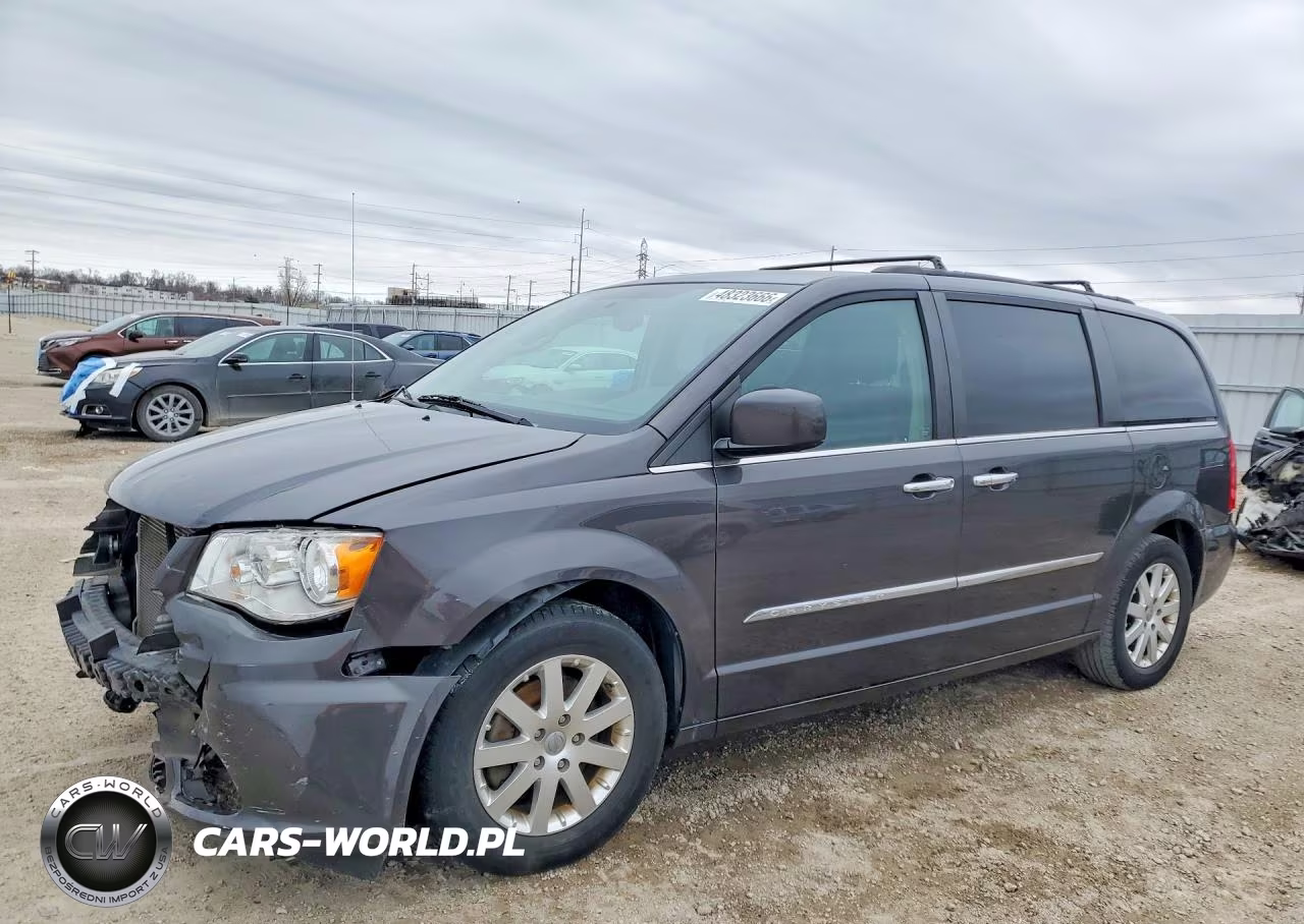 2015 Chrysler Town & Country Touring
