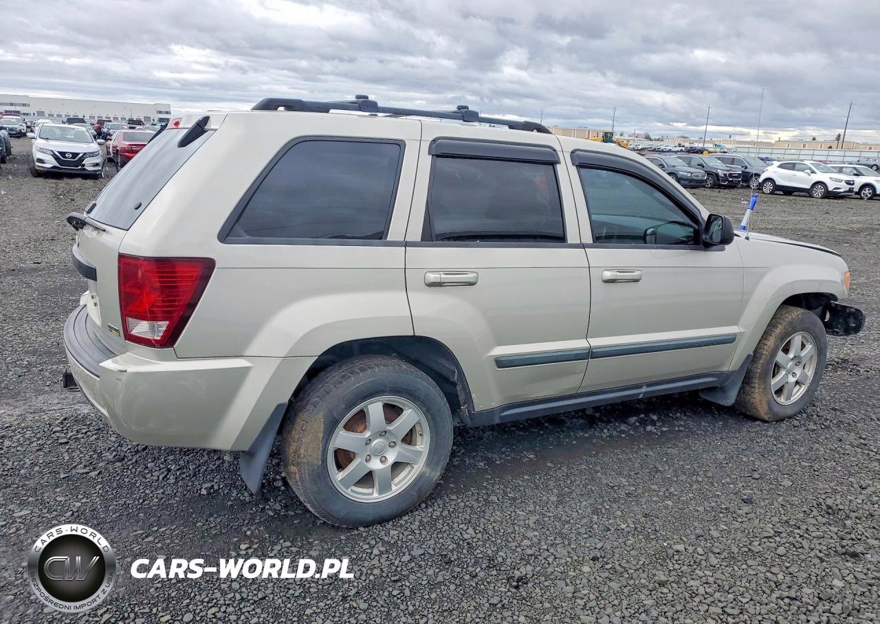 2008 Jeep Grand Cherokee Laredo VIN:1J8HR48NX8C243589 - 3