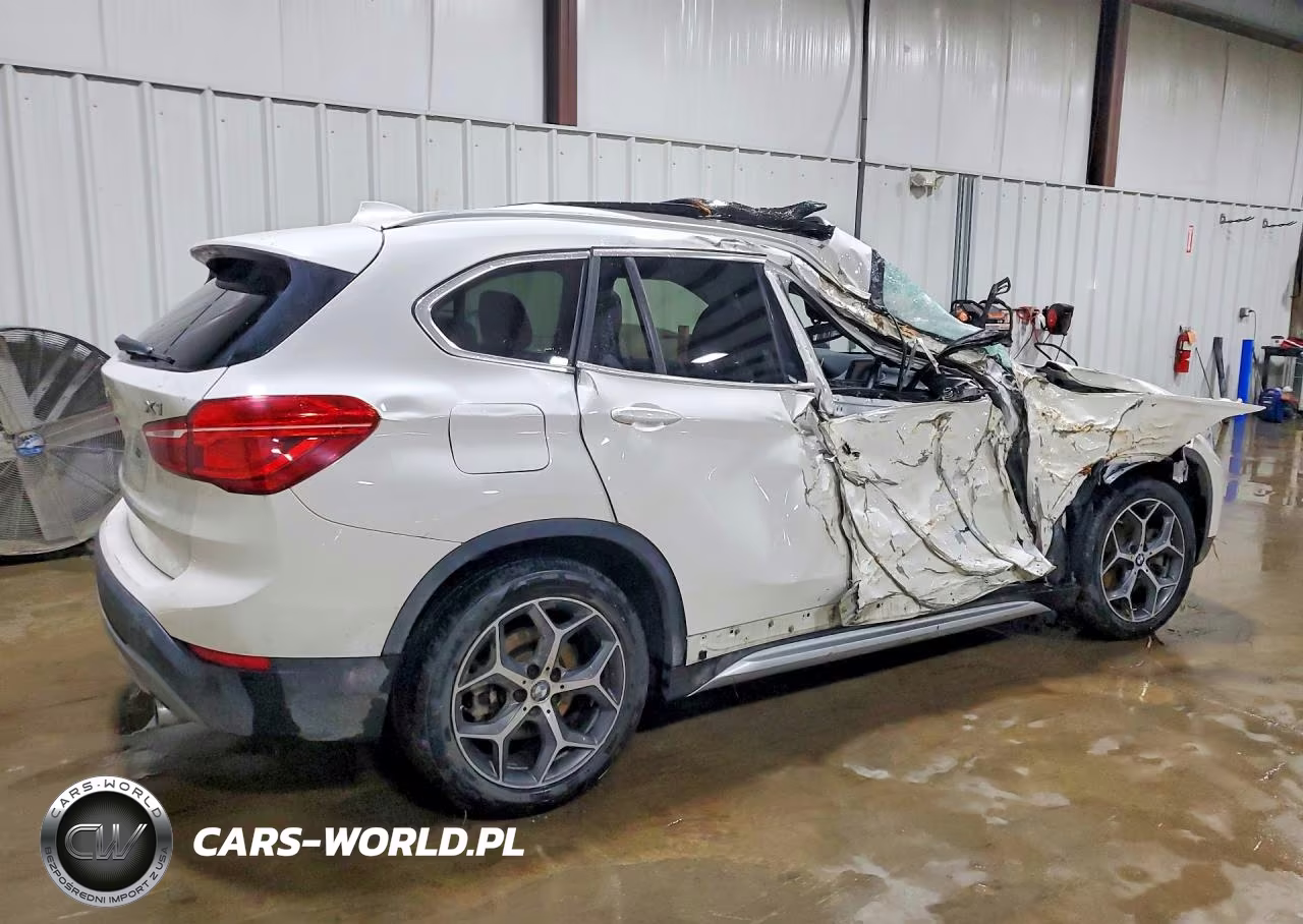 2017 BMW X1 xDrive28I VIN:WBXHT3C31H5F83040 - 3