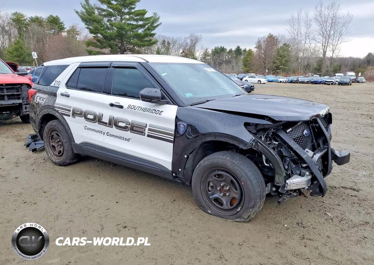 2024 Ford Explorer Police Interceptor VIN:1FM5K8AB3RGA67030 - 4