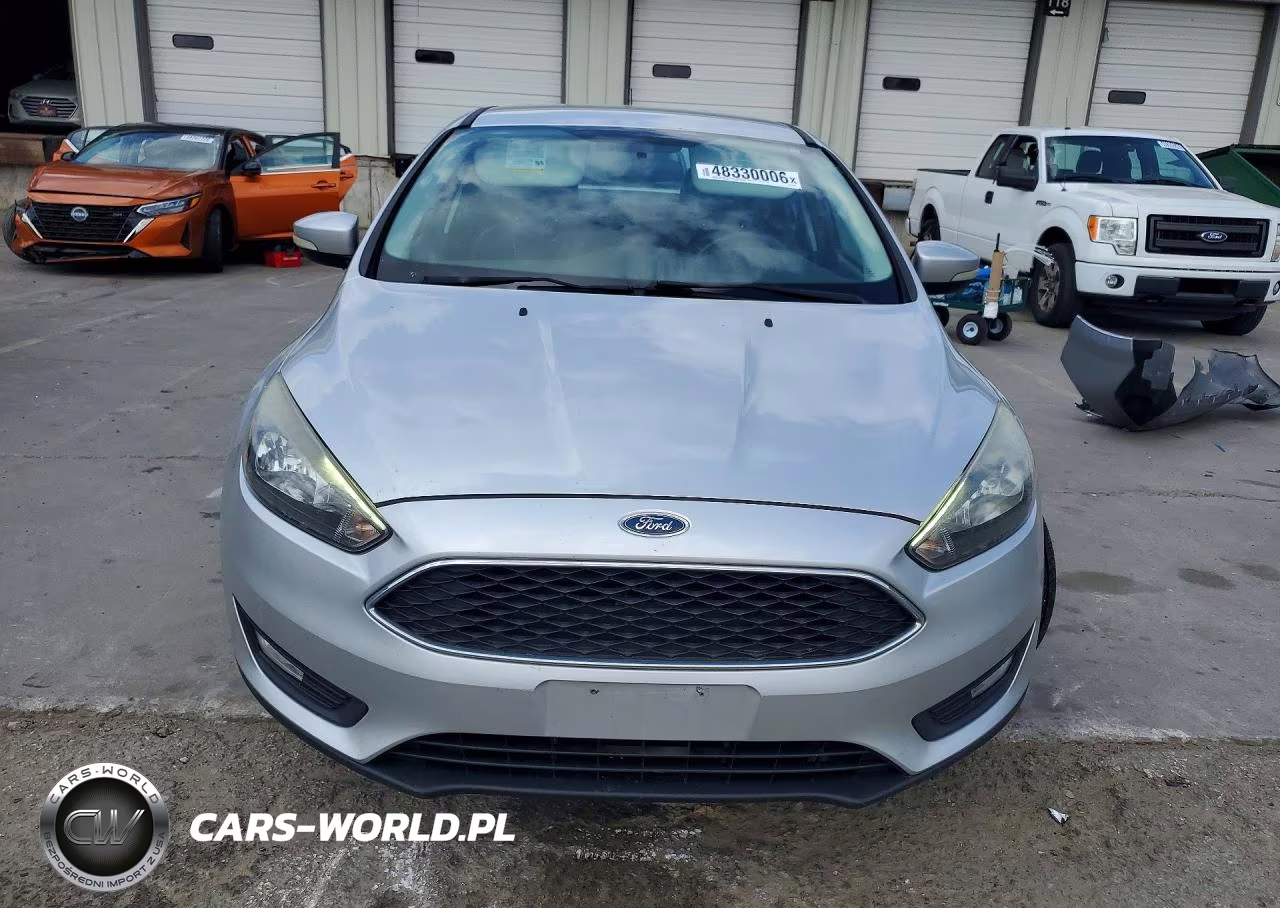 2015 Ford Focus Se VIN:1FADP3F22FL361086 - 5