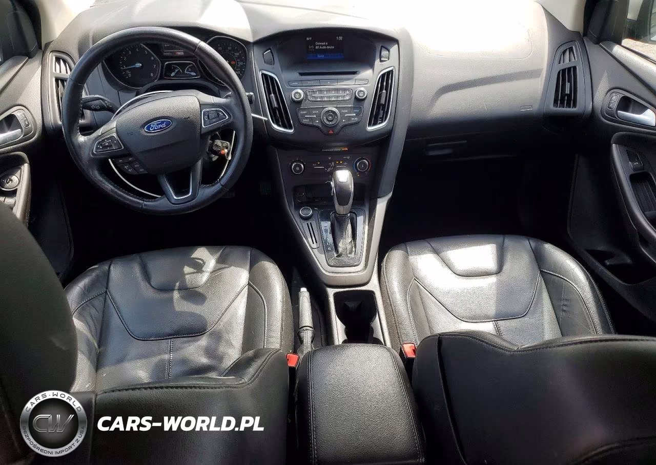 2015 Ford Focus Se VIN:1FADP3F22FL361086 - 8